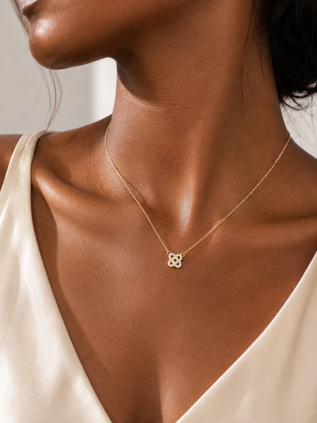 Collier Blossom Zircone Pavé Plaqué Or 18K