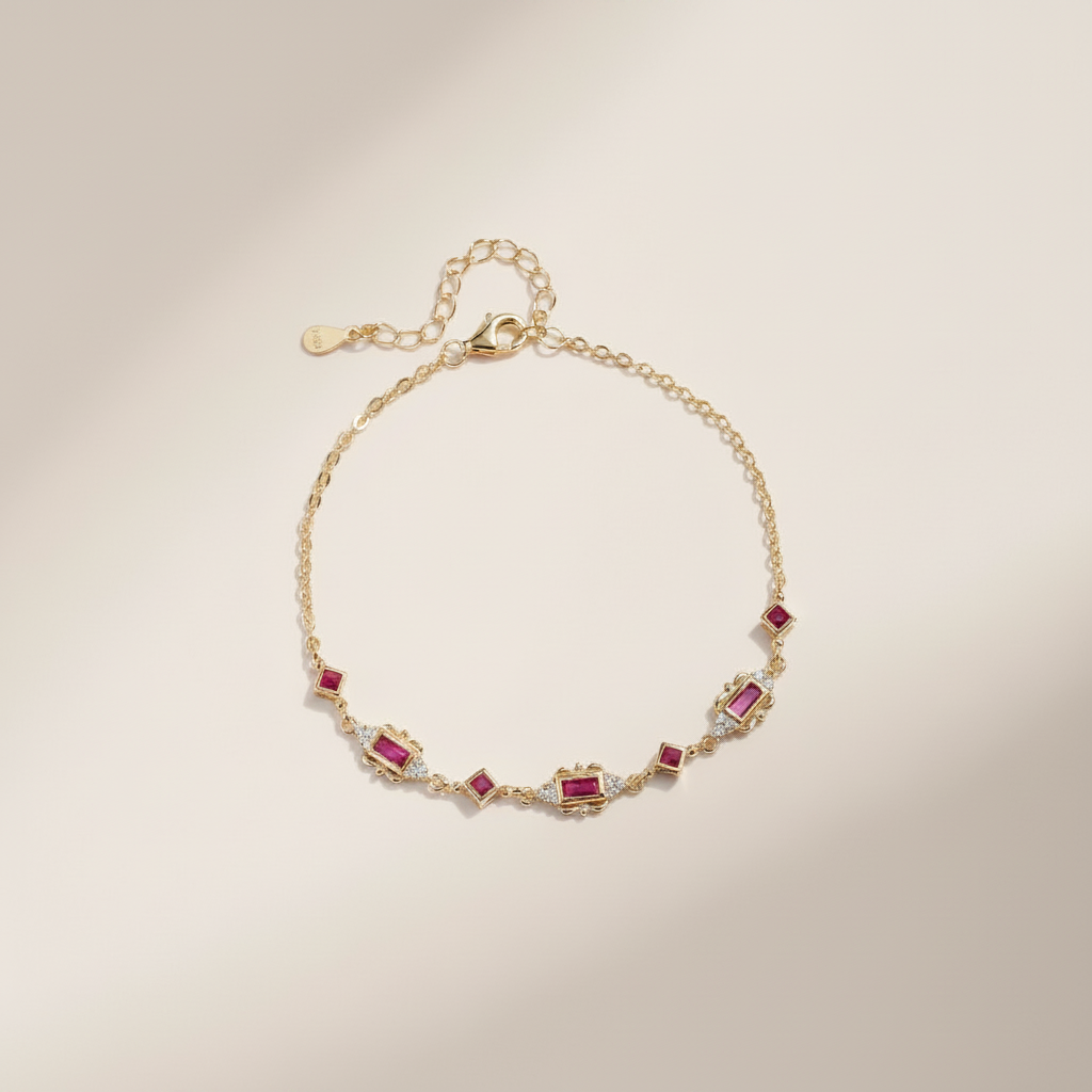 Bracelet Rubis Impérial fond écru ultra clair
