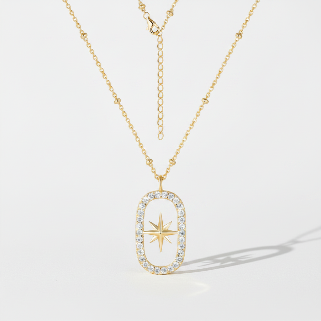 Collier Étoile Polaire fond blanc naturel