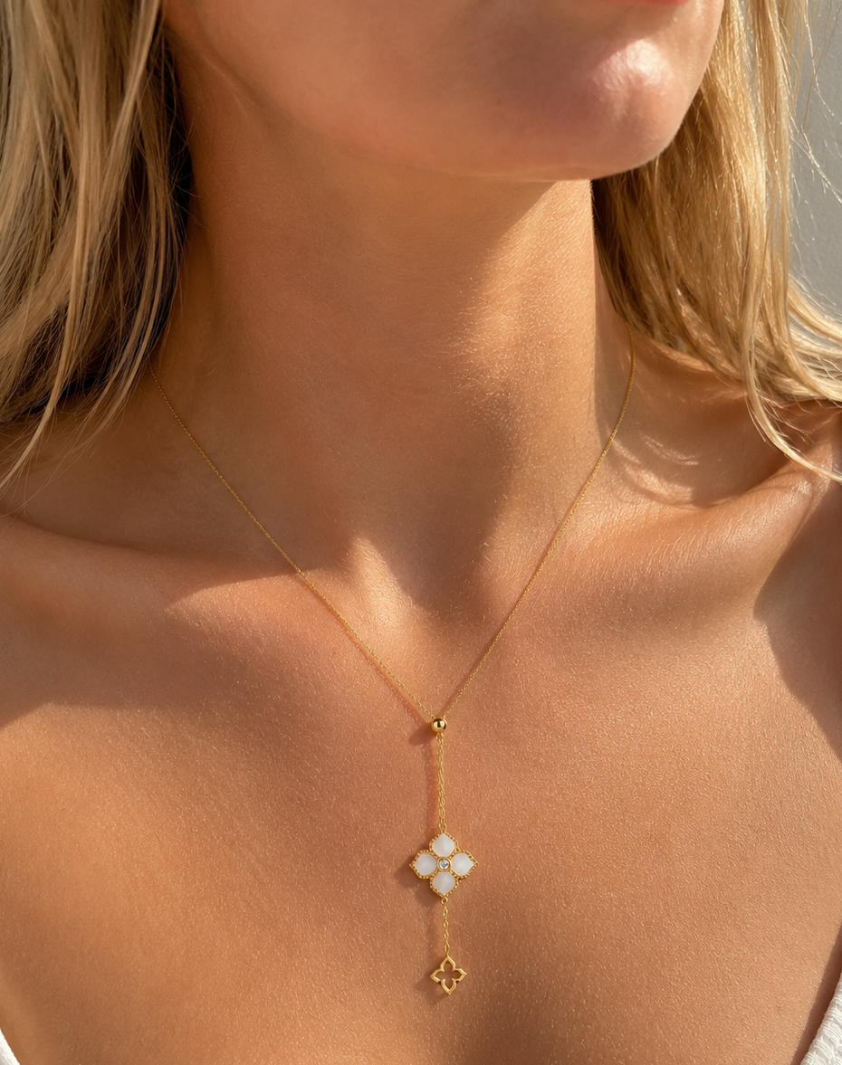Collier Fleur Nacre  Dorure Or 18k  Argent 925