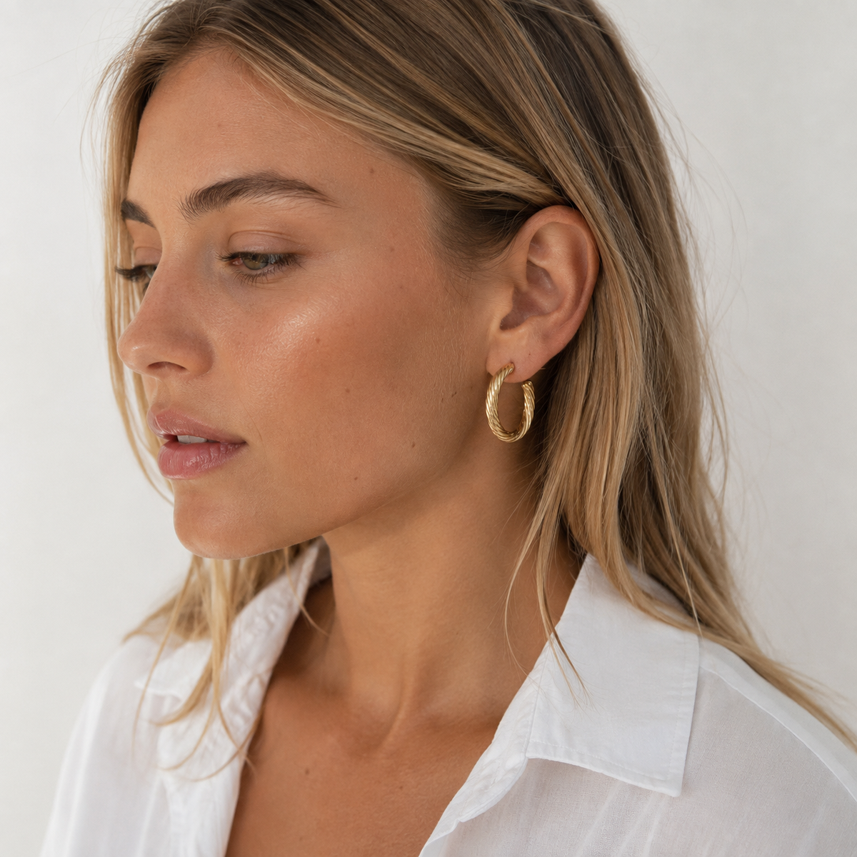 Demi-Lune Torsadée Dorure Or 18K